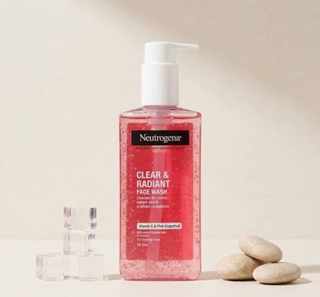 Neutrogena - Clear & Radiant Face Wash